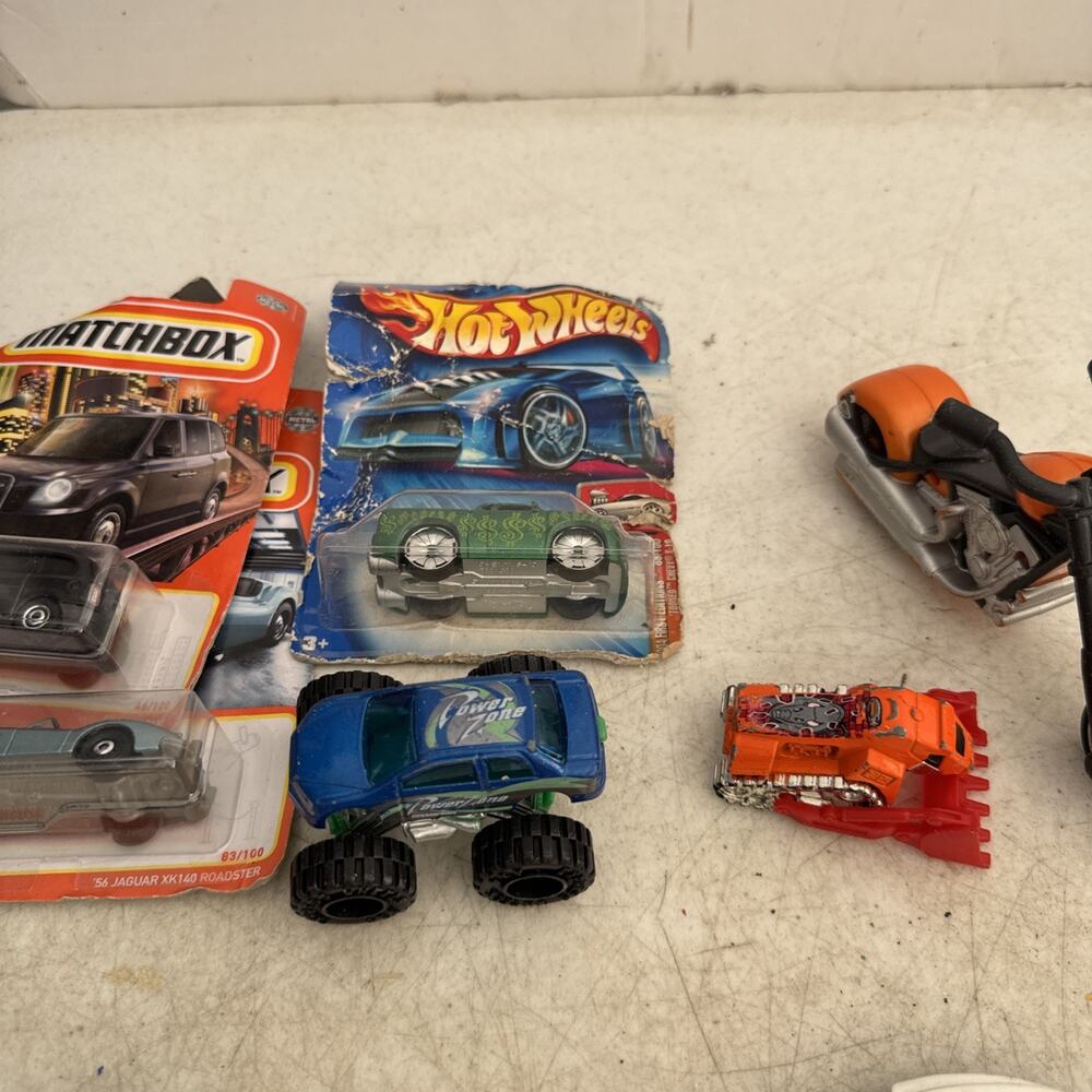 Matchbox Hot Wheels Lot Jaguar Manley Boat Motorcycle - Picture 7 of 8